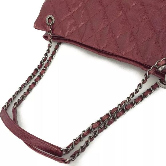 Auth Chanel Quilted Matelasse CC Charm Caviar City Shopper Tote Bag Bordeaux - Picture 4 of 13